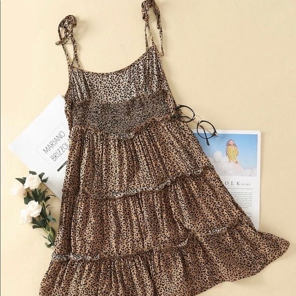 Leopard Dress - Picture 3 of 4